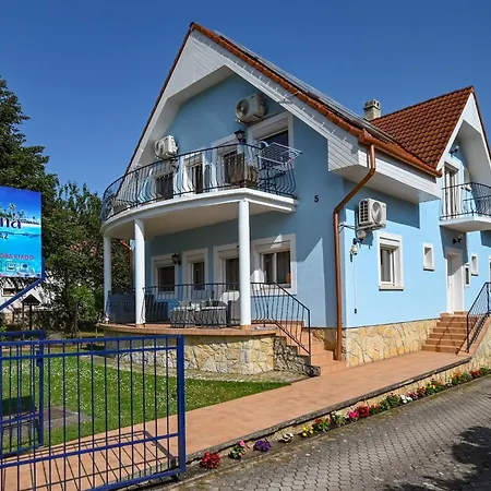 Gasthof Kek Laguna Vendeghaz 3*