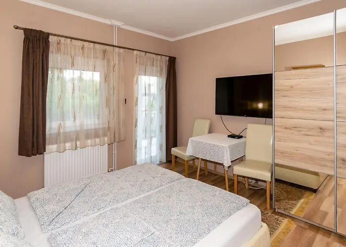 Kek Laguna Vendeghaz Pensionat Balatonfüred