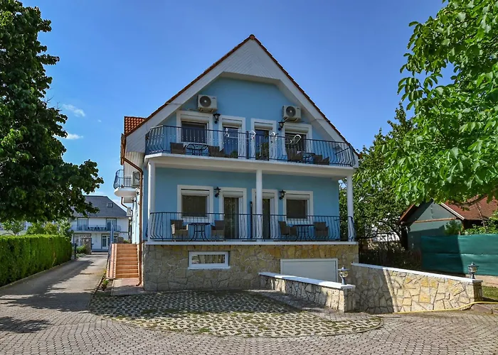 Pensionat Kek Laguna Vendeghaz Balatonfüred