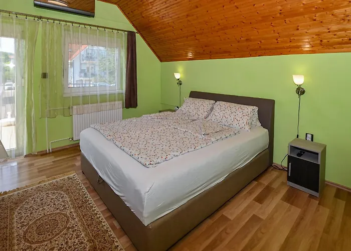 Kek Laguna Vendeghaz 4* Balatonfüred